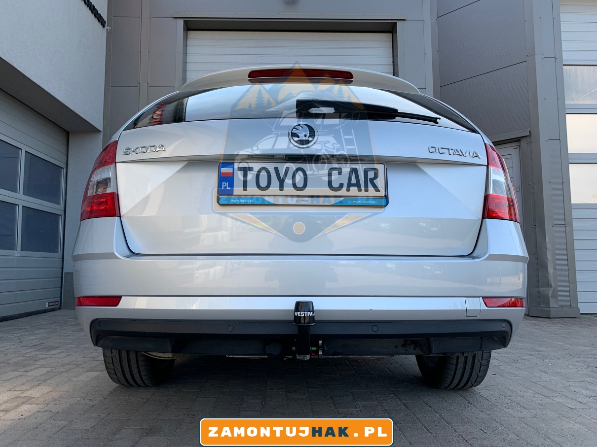 skoda octavia - zdjecie samochodu z hakiem holowniczym